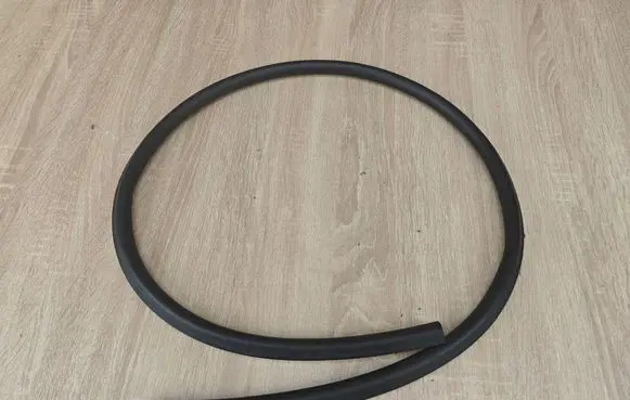 BMW X5 G05 Engine compartment rubber 7418174
