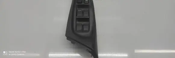 Nissan Almera Tino Electric window control switch 80961