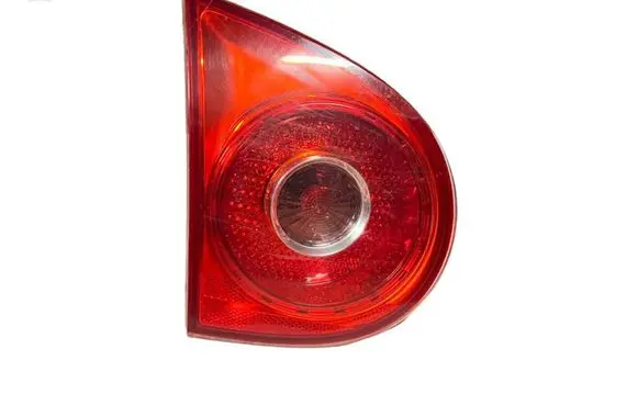 Volkswagen Golf V Tailgate rear/tail lights 1K6945093J 1K6945107C 4VFX15K272AA
