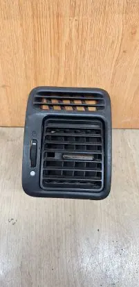 Honda CR-V Dash center air vent grill 77640S9A00