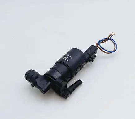 Peugeot 107 Windscreen/windshield washer pump 8200031805