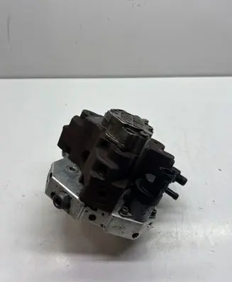 Volvo S60 Fuel injection high pressure pump 8642778 022541 0445010043