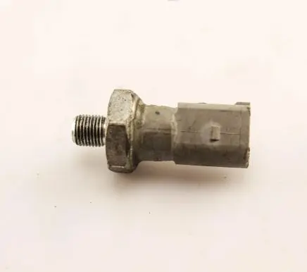 Audi A4 S4 B8 8K Oil pressure sensor 059919081H