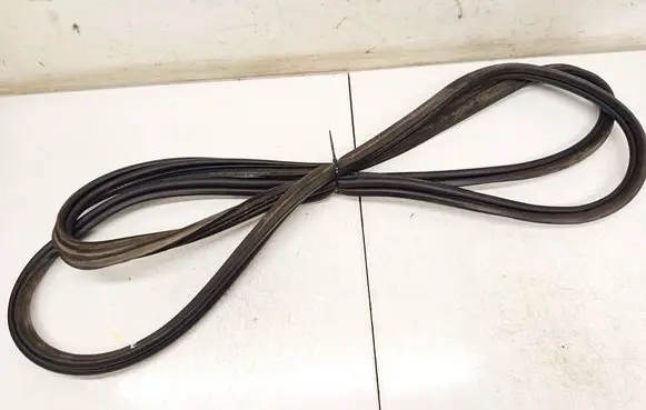 Opel Meriva A Rubber seal rear door 13121763