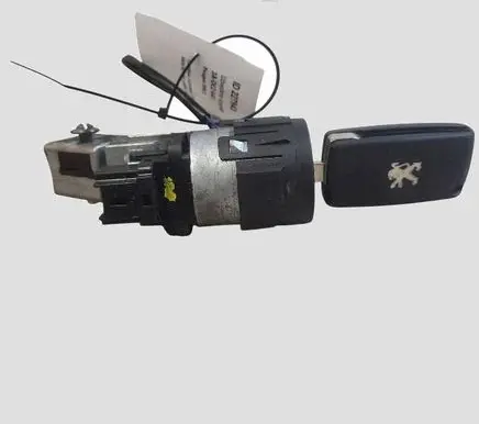 Peugeot 5008 Ignition lock 9663123380