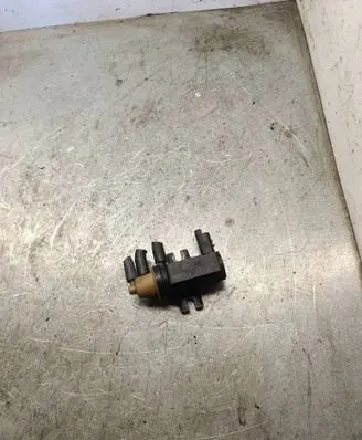 Ford Focus Turbo solenoid valve CM5G9F490AA
