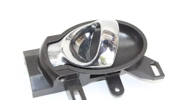 Nissan Juke I F15 Rear door interior handle
