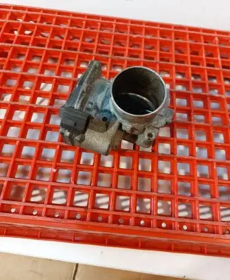 KIA Sportage Throttle valve 351002F100 15C110922