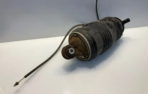 Mercedes-Benz CLS C219 Rear air suspension bag/shock absorber A2113201525 2113201525