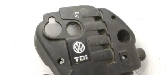 Volkswagen PASSAT B5.5 Engine cover (trim) 038103925EN