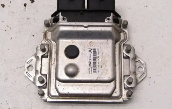 Suzuki Vitara (LY) Engine control unit/module ECU 3391061M00