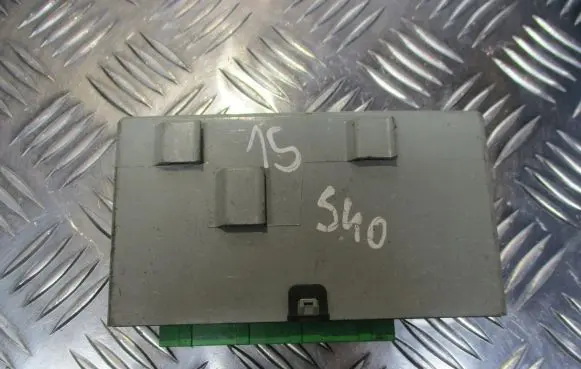 Volvo S40, V40 Door central lock control unit/module 30630081