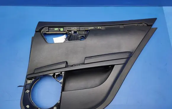 Mercedes-Benz S W221 Rear door card panel trim A2217300270 A2215408509 0005093625