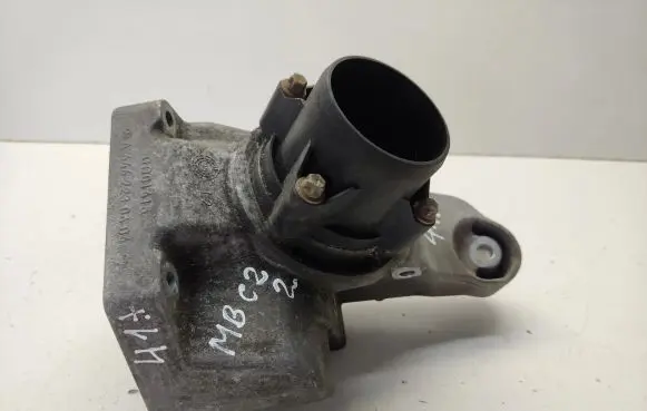 Mercedes-Benz C W204 Engine mounting bracket A6462230604