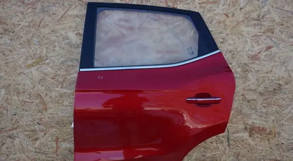 MG ZS Rear door 