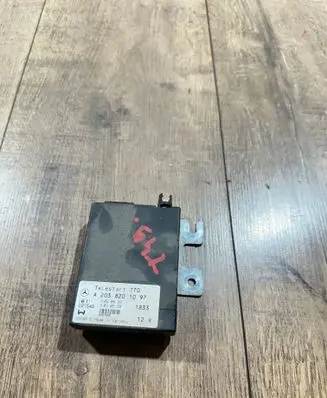 Mercedes-Benz E W211 Phone control unit/module A2038201097