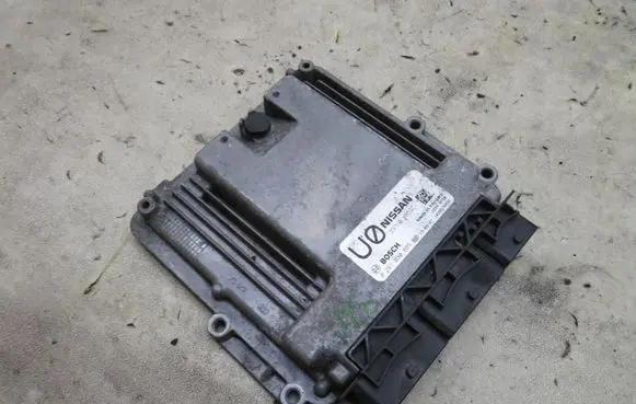 Nissan Qashqai Engine control unit/module ECU KRIS235789