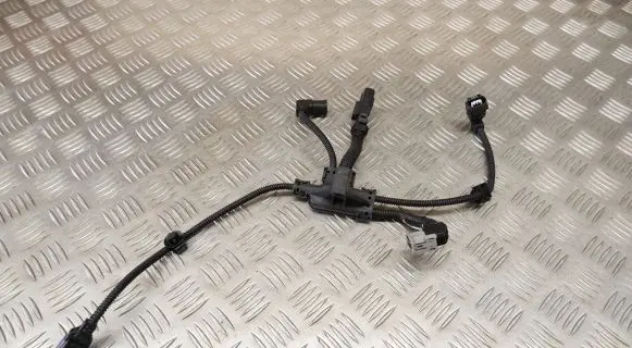 Toyota Highlander XU70 Engine installation wiring loom 8221906100