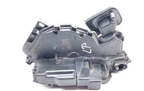 Volkswagen T-Roc Front door lock 5TB837015