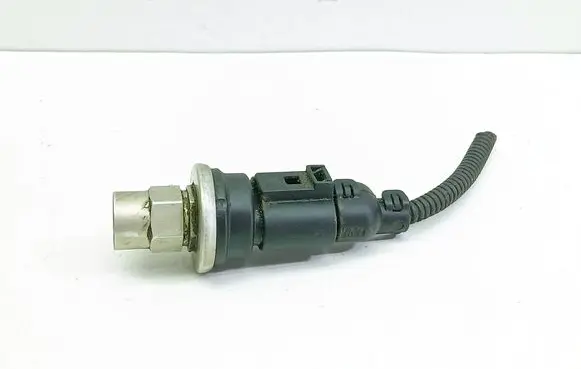 Volkswagen Golf IV Air conditioning (A/C) pressure sensor 1J0959126 3H220802