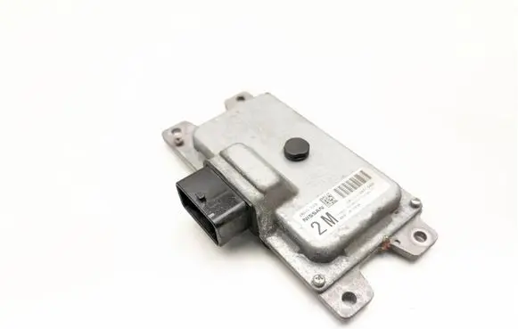 Nissan Navara D23 Gearbox control unit/module EMU10-100NB1
