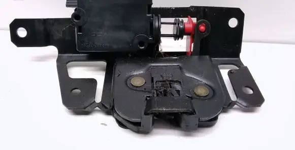 BMW X3 E83 Tailgate/trunk/boot lock/catch/latch 7057364 51247057364