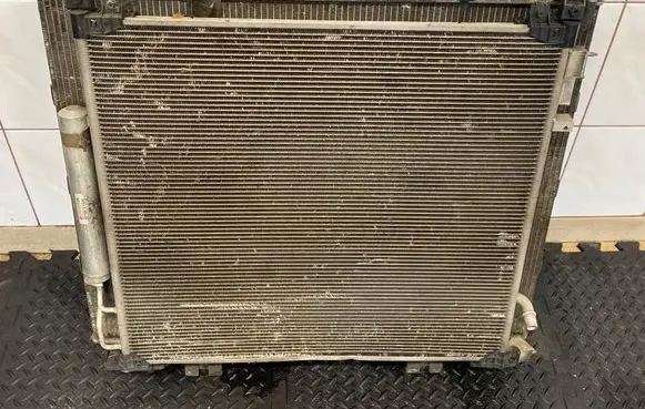 Land Rover Discovery 5 Radiator set HPLA19E839AE 259510 HPLA8005AB