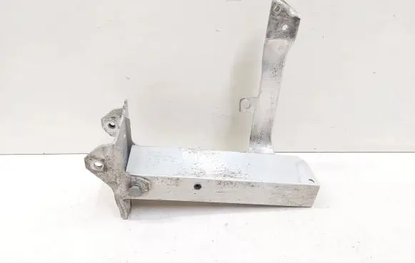 BMW 5 GT F07 Radiator support slam panel bracket 718651409 7207152 75862806