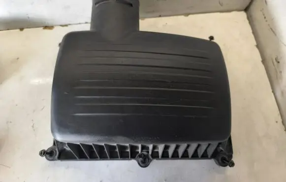 Ram 1500 Air filter box cover 68319607AB 33357C