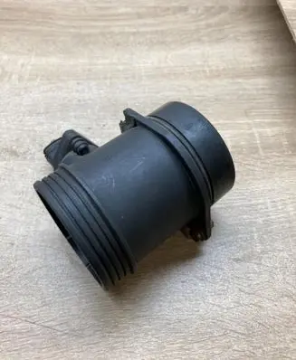 Renault Espace IV Mass air flow meter 8972419832 8200124508A