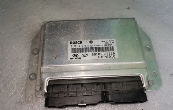 Hyundai Trajet Engine control unit/module 0281010578 3910127110