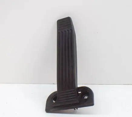 Toyota RAV 4 (XA50) Accelerator throttle pedal