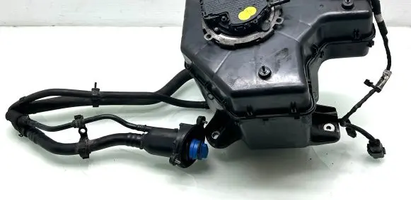 Nissan Navara D23 AdBlue liquid reservoir 204115JU1A 240285JU0A 237G00330R