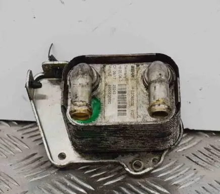 Opel Astra H Engine oil radiator 8980809890
