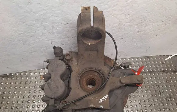 Fiat Ducato Front wheel hub spindle knuckle S25062544