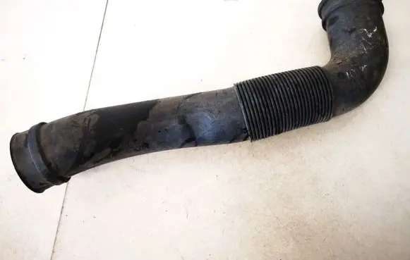 Opel Astra H Air intake hose/pipe 55559548 551020308
