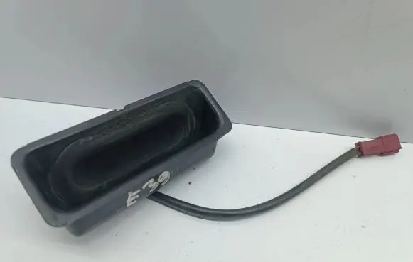 Tailgate opening switch
