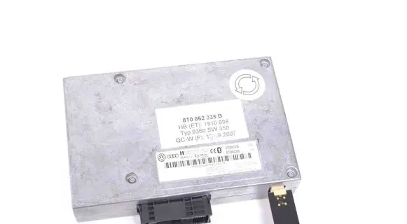 Audi A5 8T 8F Bluetooth control unit module 8T0862335B