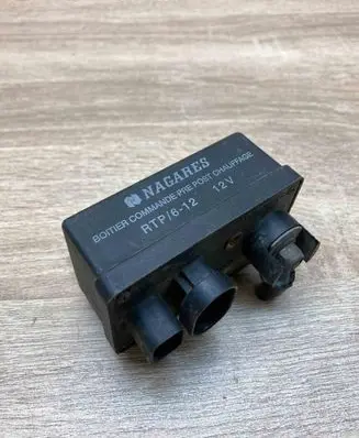 Renault Megane I Glow plug pre-heat relay 7700107794