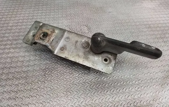 Mercedes-Benz Sprinter W901 W902 W903 W904 Rear door interior handle 9017400135
