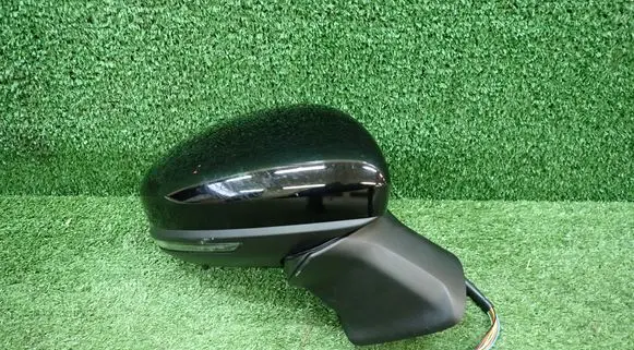 Renault Captur II Front door electric wing mirror