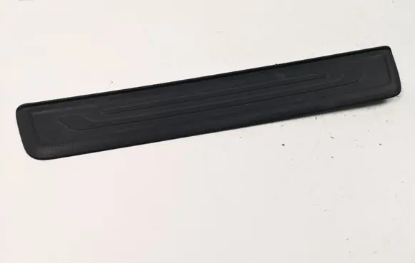 KIA Sportage Front sill trim cover 858733U010