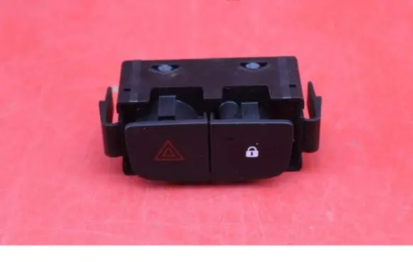 Renault Trafic I Hazard light switch 252100622R