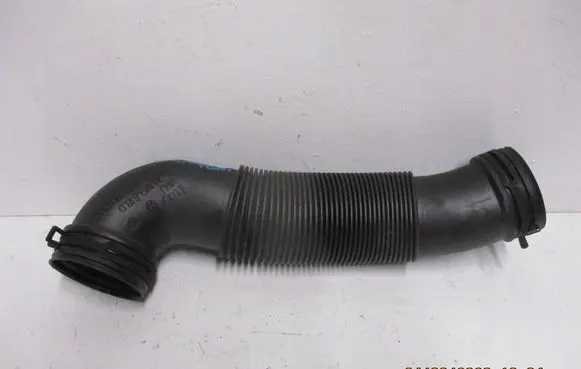 Volkswagen Transporter - Caravelle T1 Turbo air intake inlet pipe/hose 2GM129618D