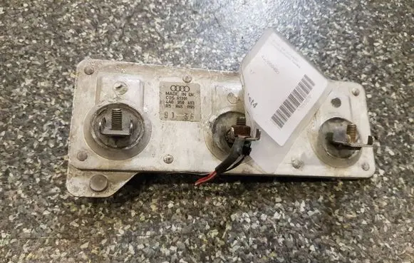 Audi A6 S6 C4 4A Coolant fan relay 4A0959493