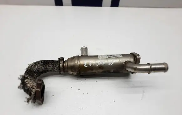 Jaguar XF X250 EGR valve cooler 4R8Q9F468BF 4R8Q9Y493BJ