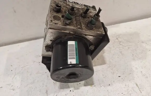 Peugeot 407 ABS Pump 15710604