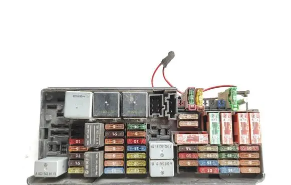 Mercedes-Benz ML W164 Fuse module A1645402372 5072426 13583858