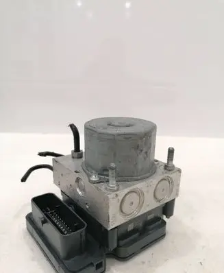 Mercedes-Benz A W176 ABS Pump A0084317512