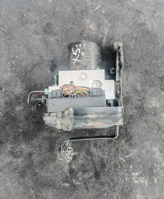 BMW X5 E70 ABS Pump 6785266